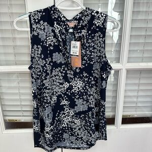 Sleeveless top